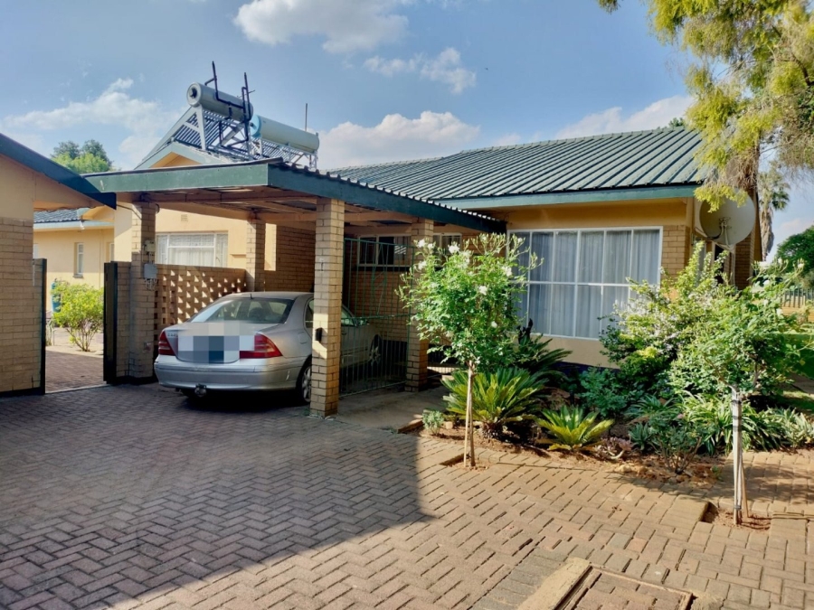 4 Bedroom Property for Sale in Parys Free State